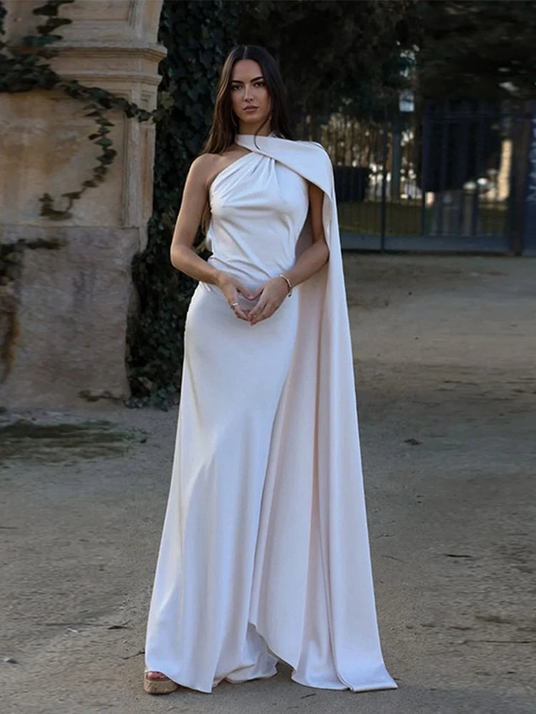 Vestido de fiesta sexy de satén con lazo para mujer; elegante diseño halter, sin espalda, con hombros descubiertos y sin mangas. Vestido liso estilo bata para el verano de 2024