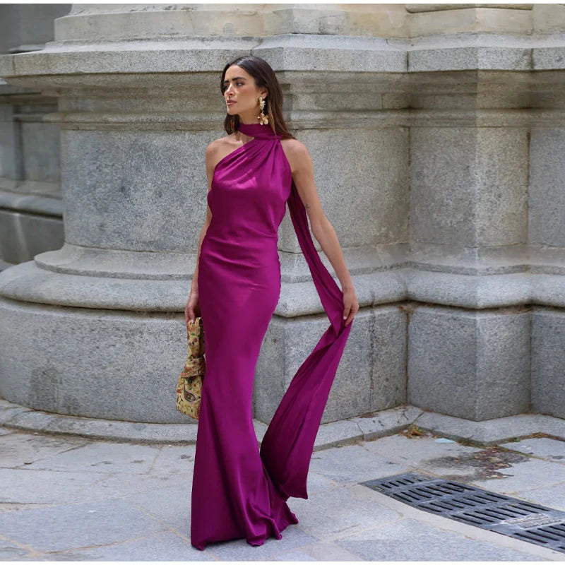 Vestido de fiesta sexy de satén con lazo para mujer; elegante diseño halter, sin espalda, con hombros descubiertos y sin mangas. Vestido liso estilo bata para el verano de 2024
