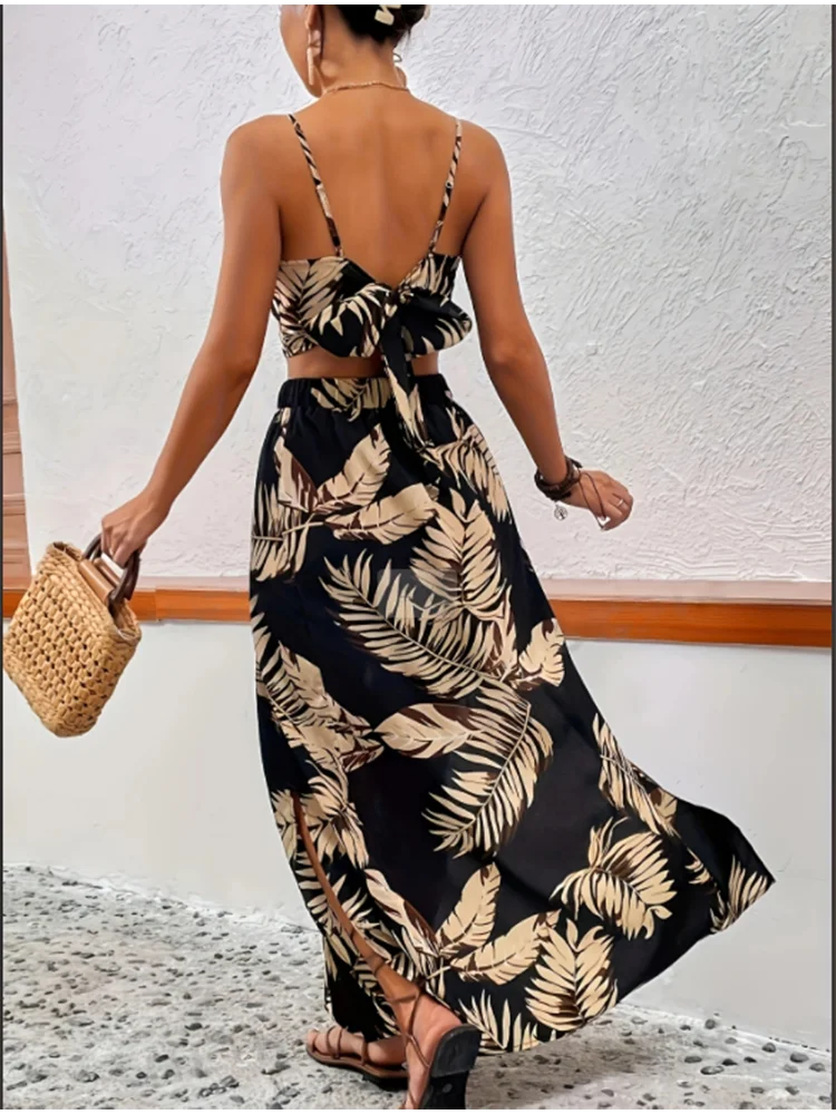 Conjunto elegante de verano para mujer: vestido sin mangas con estampado y profundo cuello en V, estilo sexy con abertura alta.